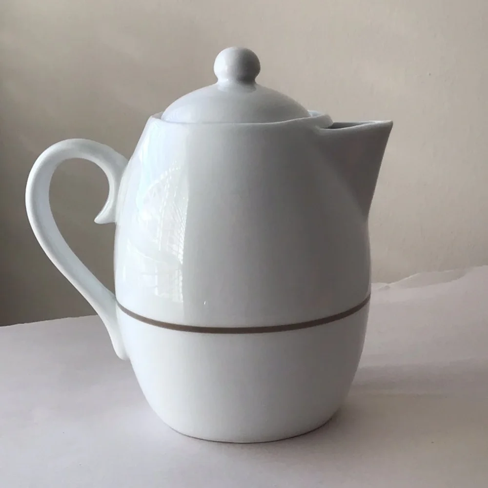 𝅺STARBUCKS Coffee/Tea Pot 2015